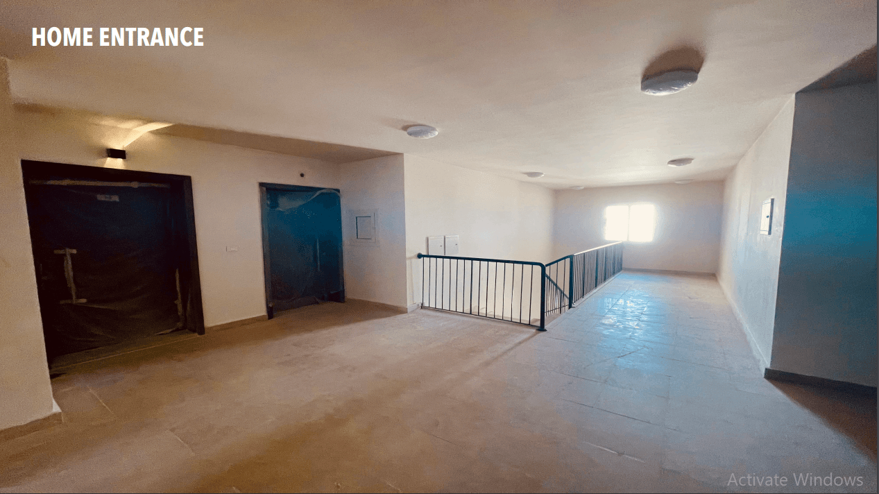 Penthouse for sale in October Plaza